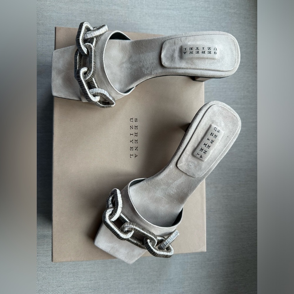 Serena Uziyel catena chain mule sandals
